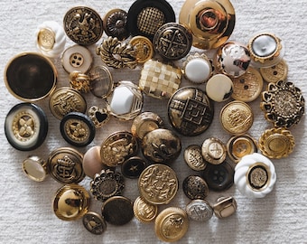 50 GOLD Metal Metallic SEWING BUTTONS Mixed Lot Round Square Flat Vtg Anchor