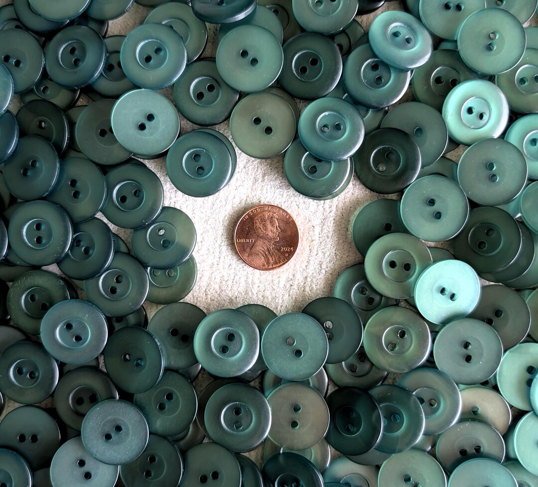 Set of 12 Vintage Green SEWING BUTTONS | 18mm Pastel Green Circle Round ...