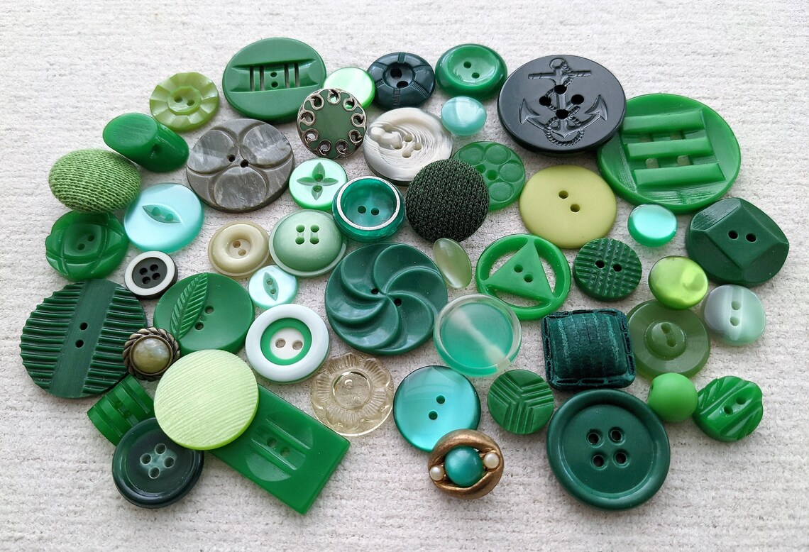 50 Vintage GREEN Sewing Buttons Mixed Lot 10mm 34mm Etsy