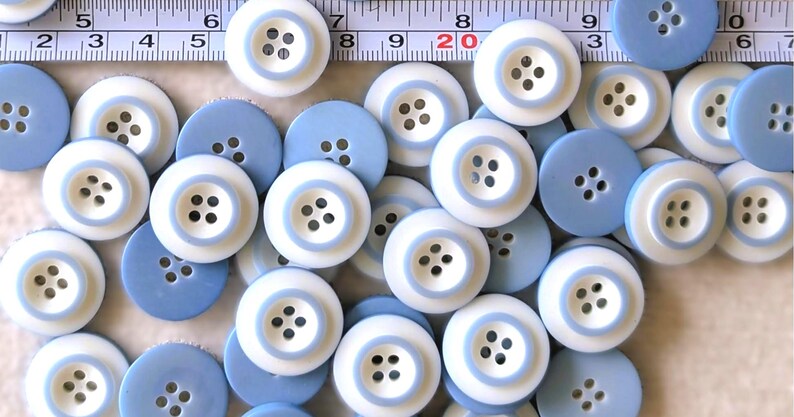Vintage Pastel Baby Blue WHITE Rimmed SEWING BUTTONS 21mm | Retro Light ...