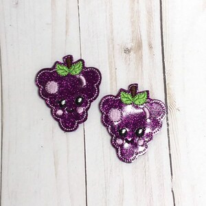 Grapes Feltie, Grape Felties, Embroidered Felt, Felt Applique, Fruit Feltie, Badge Reel Feltie, Hair Bow Center, Headband Feltie