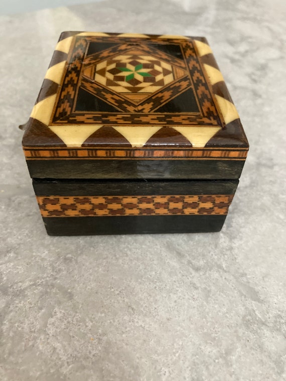 Vintage Wood Marquetry Inlay Box - Jewelry Box - … - image 2
