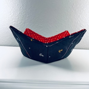 Soup Bowl Cozy, Microwave Bowl Cozy, Nautical - Anchors - Blue and Red
