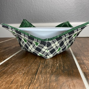 Microwave Bowl Cozy, Soup Bowl Cozy, Christmas, Green and Black Plaid