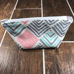 Small Travel Bag, Small Zippered Pouch, Makeup Bag, Gift for her, Cosmetic Bag, Toiletry Bag, Travel Gift, Makeup Bag Set, Zip Pouch, Travel