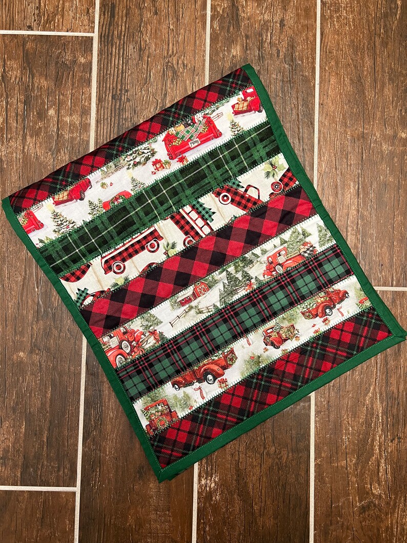 Christmas Tree Radiance WN0707029CL Quilted Table Runner
