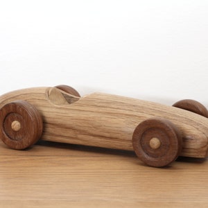 Ferrari 500 F2 inspired racing car. Executive desk toy, 1950s oak wooden car collectible. Great gift for car enthusiast image 6