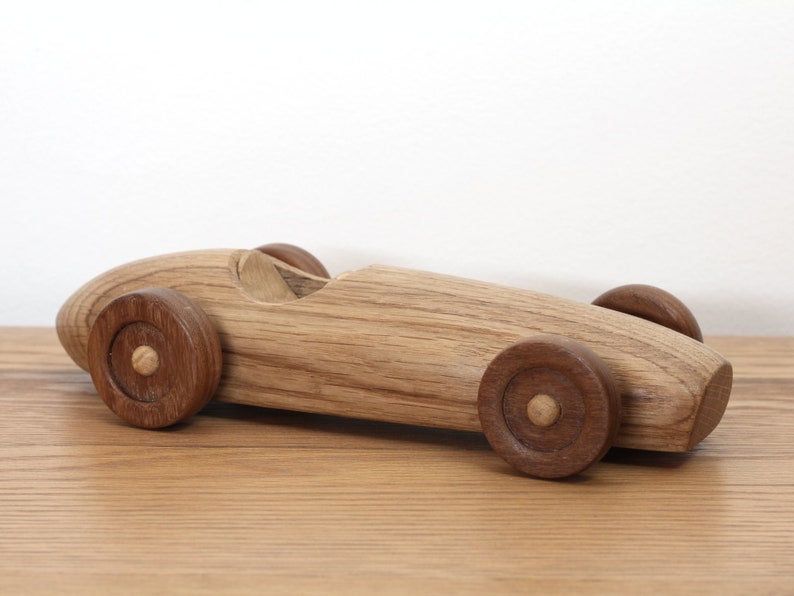 Ferrari 500 F2 inspired racing car. Executive desk toy, 1950s oak wooden car collectible. Great gift for car enthusiast image 6