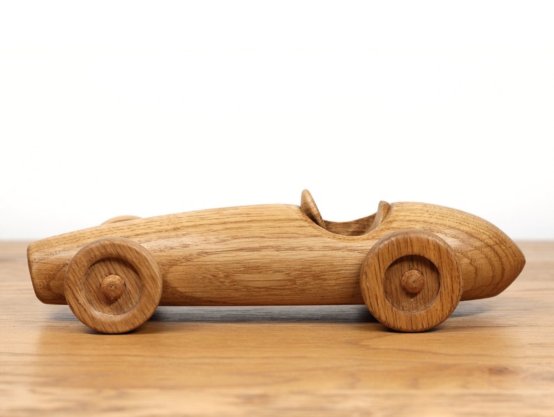 Ferrari 500 F2 inspired racing car. Executive desk toy, 1950s oak wooden car collectible. Great gift for car enthusiast image 4