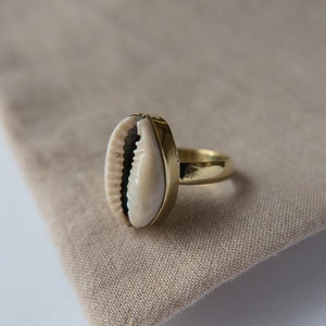 Cowrie Shell Ring, sea, statement, bold, la mer, simple, bohemian, boho, jewellery, free size, gold, silver, handmade, present, Art Deco