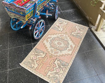 2x3.small rug.oushak rug.turkish rug vintage rug bathroom Rug.kitchen rug.entrway rug.doormatrug.floor rug. Rug.Rug.hand made,1.8x3.3 feet
