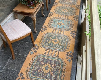 3x10,Stair way runner rug.vintage runner rug.turkish runner rug.kitchen rug runner rug.oushak rug.hand made .rug runner.  2.5x10 feet