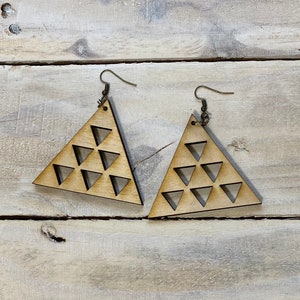 Ku kiai Mauna inspired triangle earrings ,SVG file, wood cut and engrave, hawaiian svg, hawaii, hawaii flower, glowforge, tropical, earring