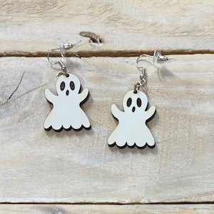 Holiday,Halloween ghost earrings ,SVG file, wood cut and engrave