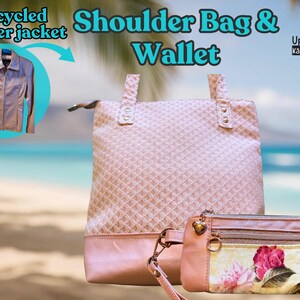 Puede incluir: Un conjunto de bolso de hombro y cartera rosa. El bolso de hombro tiene un patr&oacute;n texturizado y una base rosa lisa. La cartera presenta un dise&ntilde;o floral con una rosa rosa. La imagen tambi&eacute;n muestra una chaqueta de cuero reciclada.