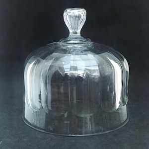 Vintage Französische Kristall Käseglocke: Geschnitzte Glas Kuchenabdeckung