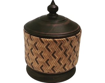 インドネシアの手編みバスケット（蓋付き） - 5インチ ブラウン＆タン