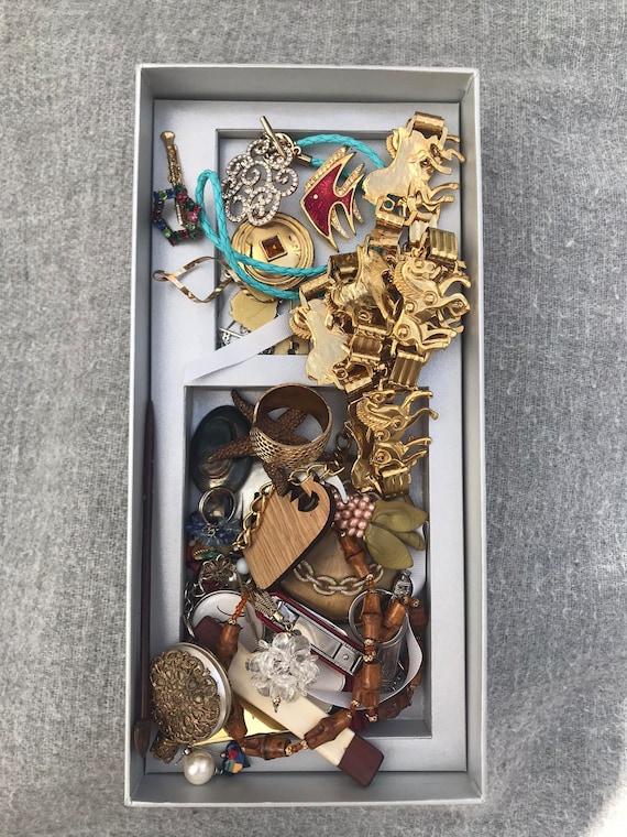 Lotto Bigiotteria Vintage - Bijoux Anciens Avec Défauts Occasion