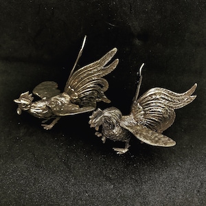 Pair Cockerel figurine Vintage Table Decor silvered Tone Metal Rooster, French Vintage Table Ornaments Hen Chicken Display Hollywood Regency