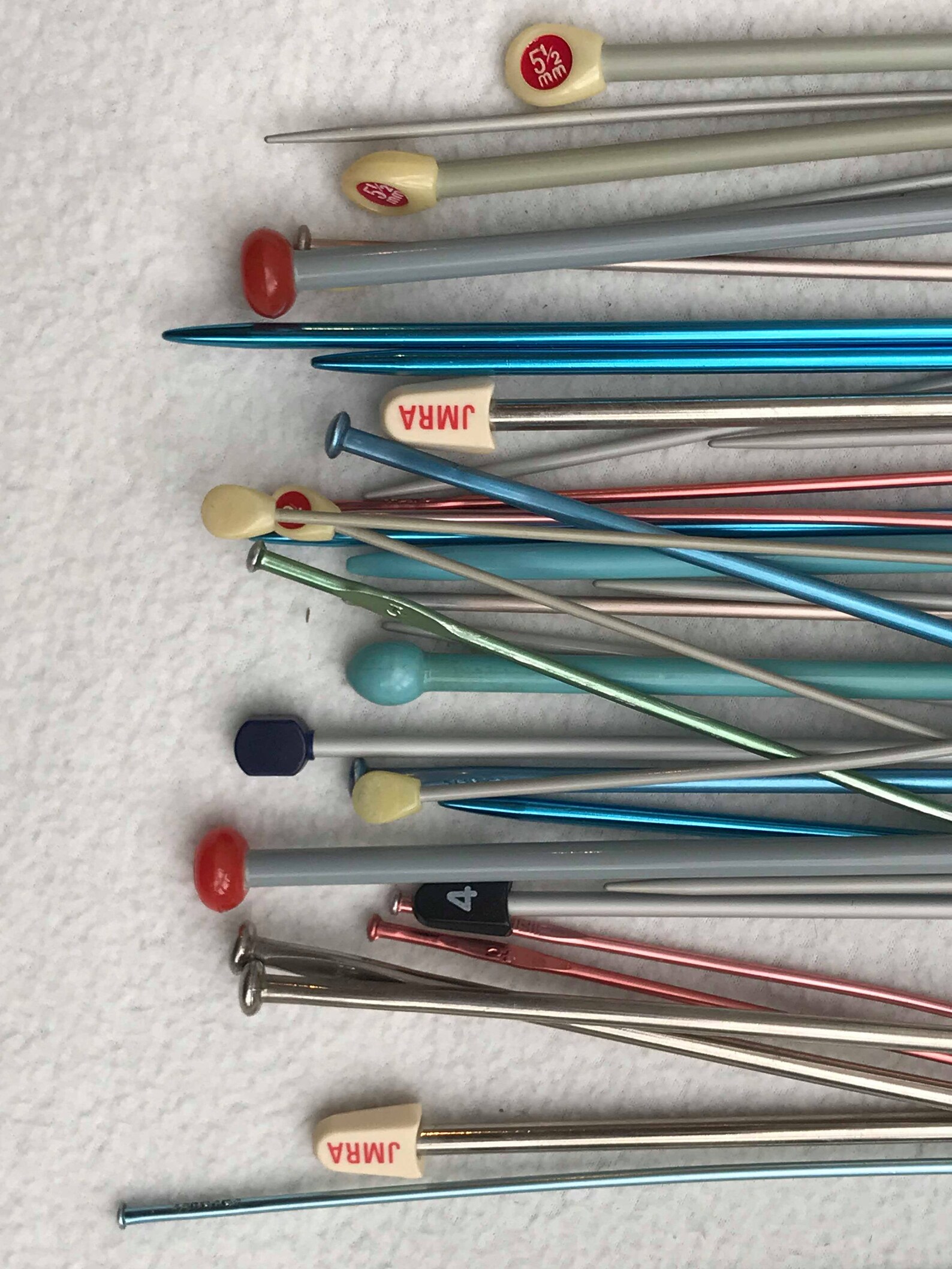 Vintage Knitting Needle Box Red Needles Vintage Wooden Pencil Etsy