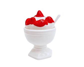 Jam Pot, Royal Delft Pot, Jam Pot, 1950s, Barbotine, Strawberry Earthenware, Red and White, White Honey Pot, White Ceramic, made in Japan.