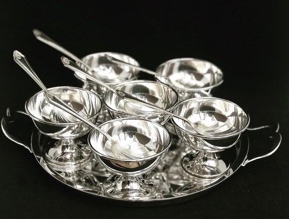 Art Deco Ice Cream Cups on Pedestal  Service of 6 Dessert Bowl in Silvered Metal. Sorbet Cups Art Deco, Liqueur, Dessert or Cream Cups