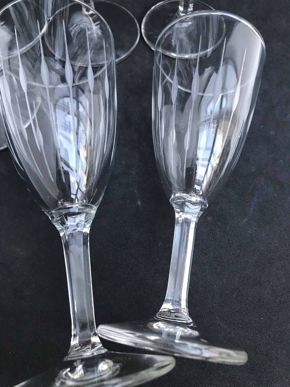 Juliska Champagne Flutes - Champagne Flutes & Coupe Glasses