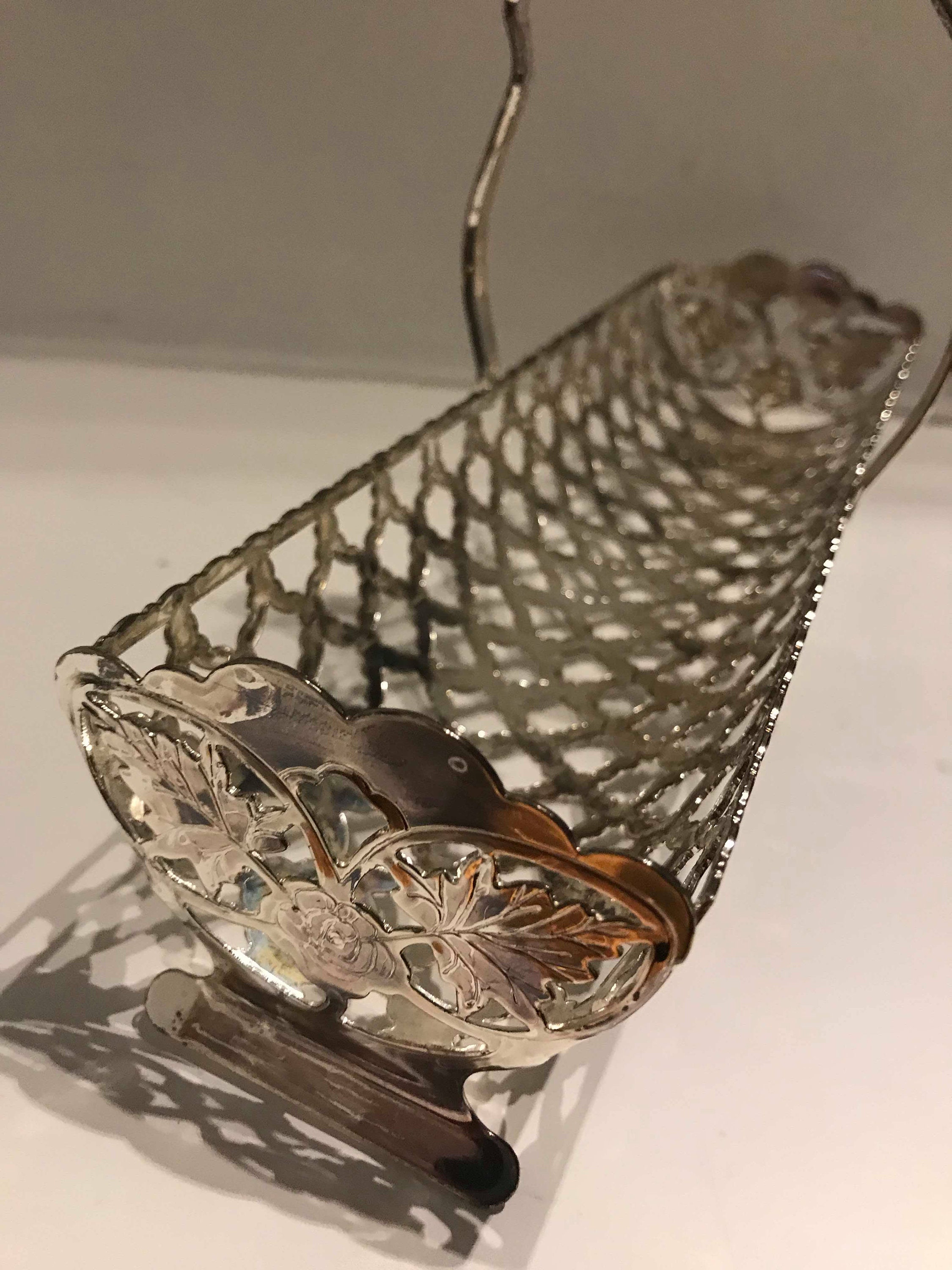 ヴィンテージシルバーメッキビスケットトレイ：英国風ティーテーブル