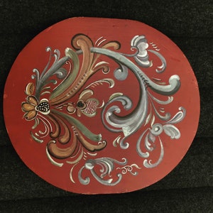 Decorative plate Rosemaling Norwegian Vintage 60s decorative wall plate folk art  Handcrafted Norway Scandinavian Wood Nordic Decor Kitchen