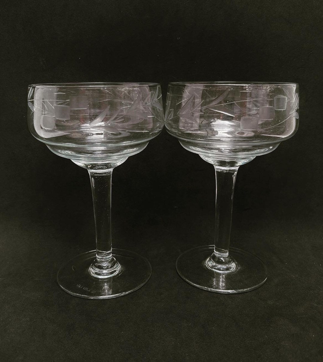 2 Vintage Champagne Coupes Glasses Crystal Cut Coupes 1920s Etsy
