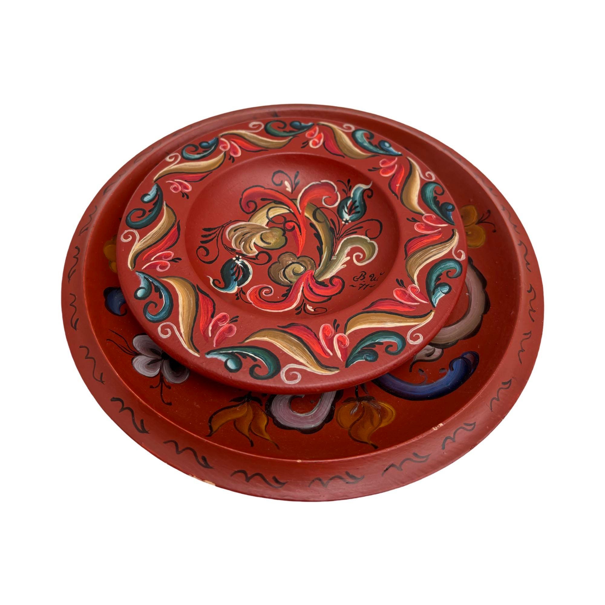 ヴィンテージノルウェーローズマリングプレートセット：手描きの民芸品