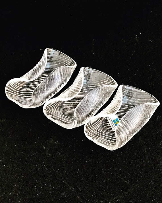 Napkin holders and ashtrays crystal by Lindshammar Sweden, Scandinavian glass