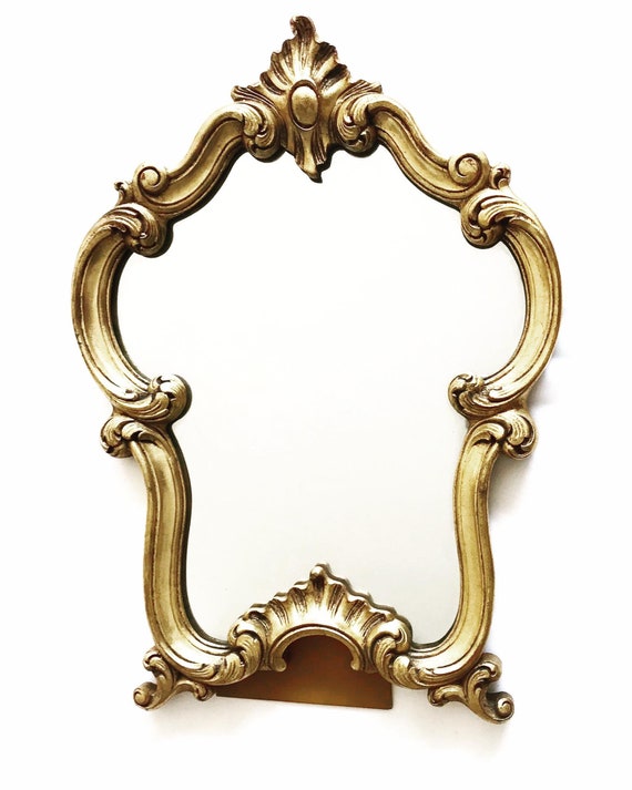 Gold Mirror 1960s Vintage Gilt Table Vanity Wall Molded Gold Mirror 1960s Vintage Gilt Table, Vintage Gilt Mirror Vanity Stand