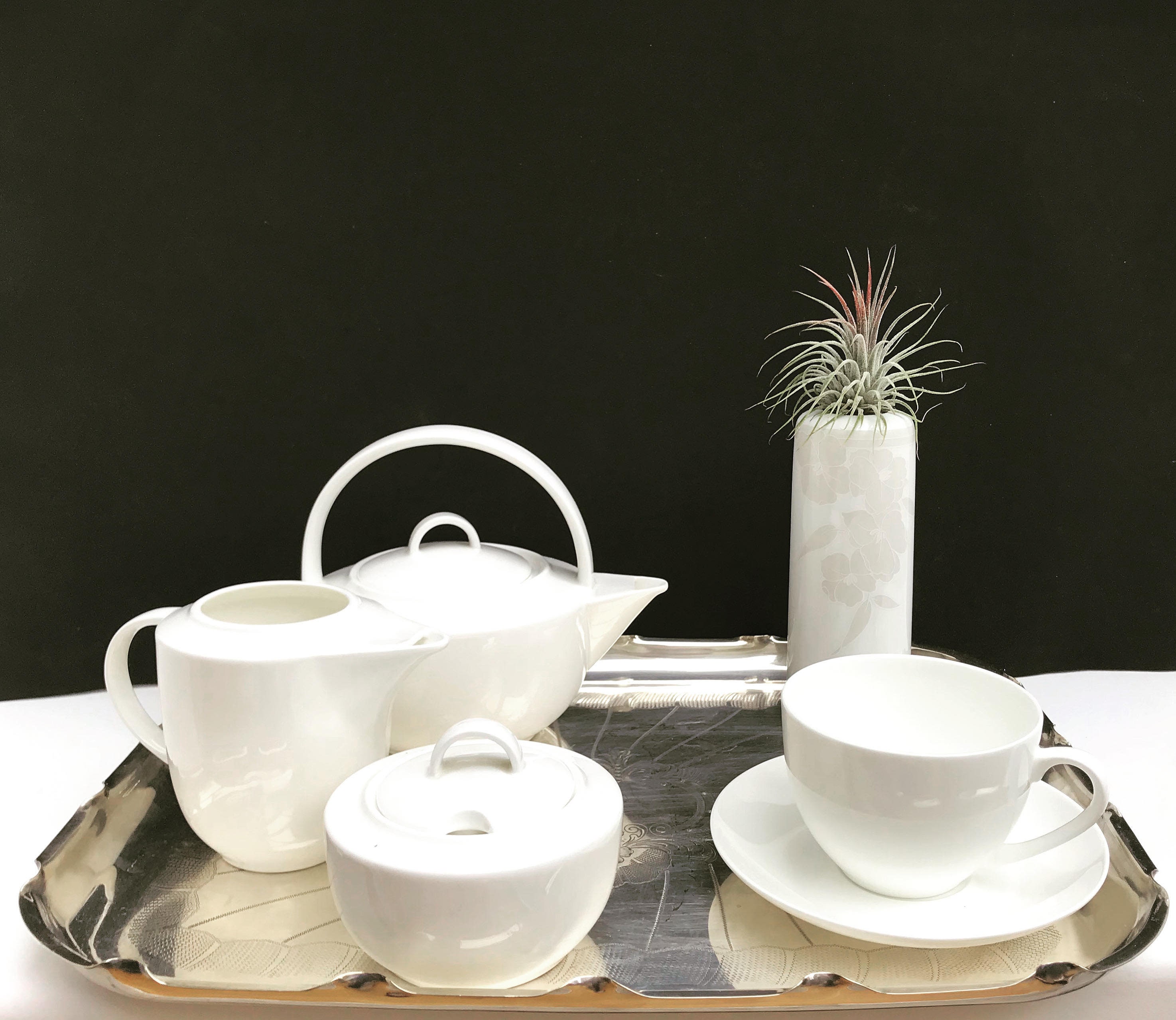 Omm tea set sale