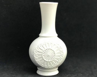 Vintage KPM Royal Bavaria White Porcelain Vase: Op Art Decor, 60s Mid Century