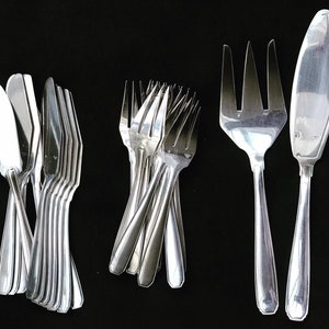 Fish cutlery flatware fork knives silver plated Art Deco Argental Ercuis France holiday dinner wedding gift seafood cutlery wedding gift