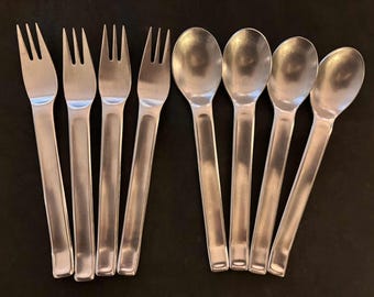 Vintage Boda Buffe Stainless Cutlery Set: Beige Handle Flatware