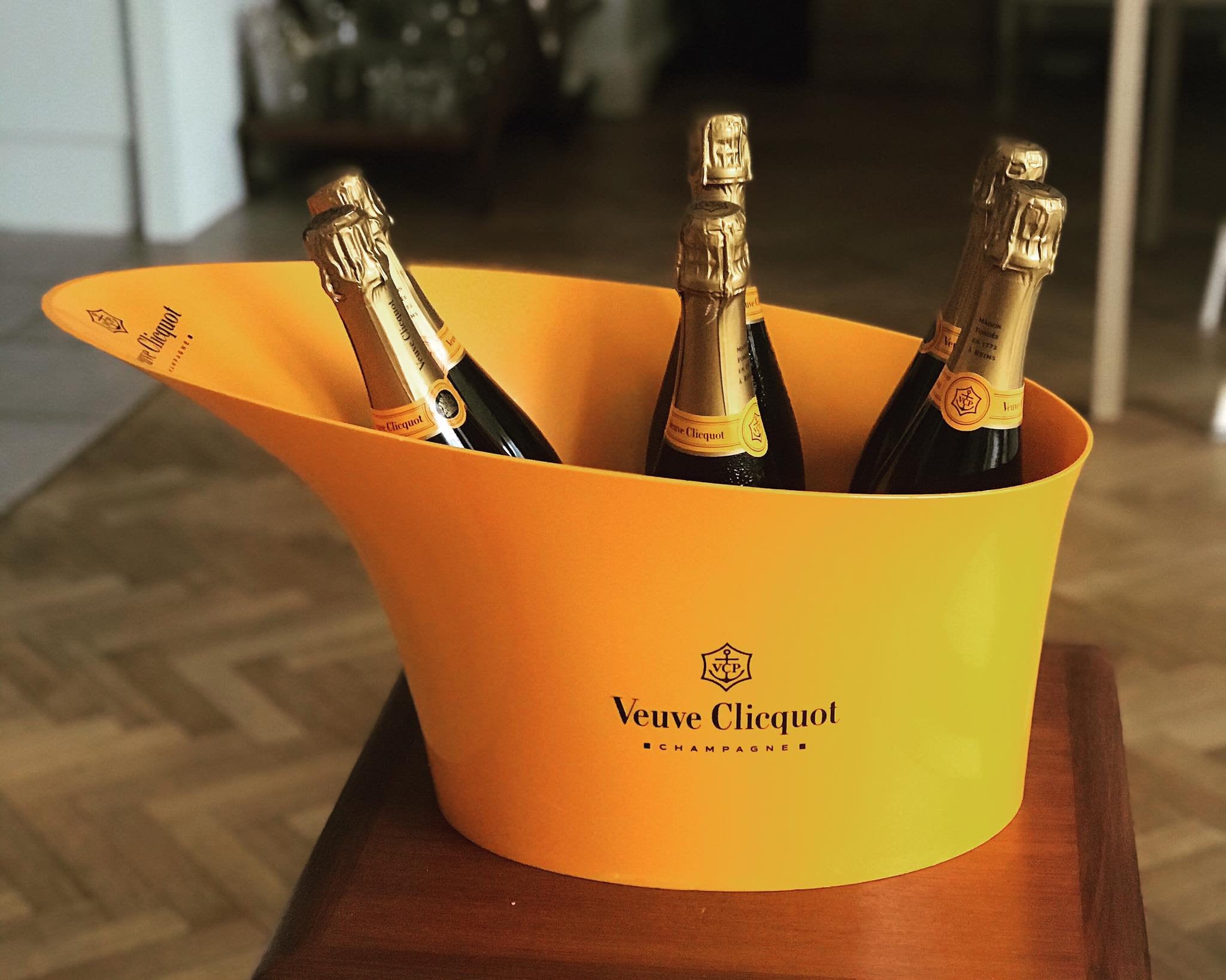 Veuve Clicquot Champagne XXL Ice Bucket Extra Large 6 Bottles