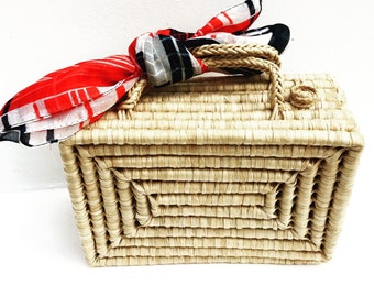 Rattan handbag Mid century original wicker case beach bag purse ocean decor beach house summer bag bohemian boho chic handwoven 1960s