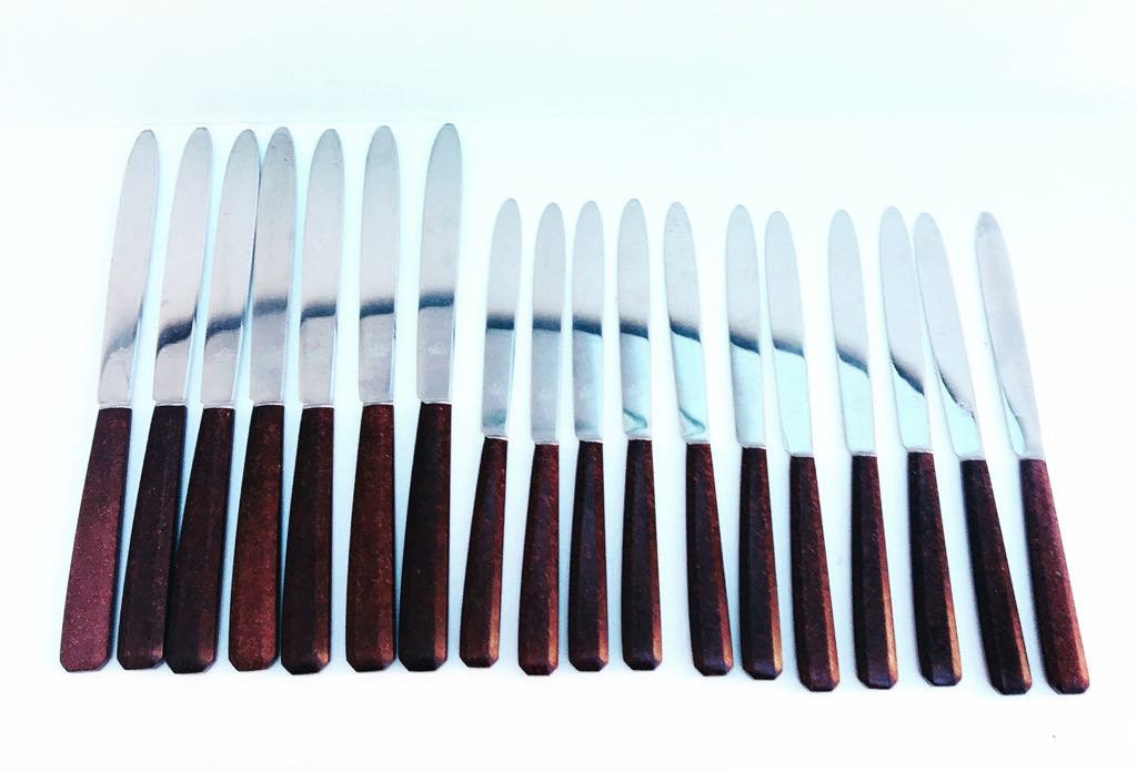 Dinner knife set, dessert fruits cheese entree knives cutlery set, mid century brown set of 18 French table MCM Vintage retro table 1960s