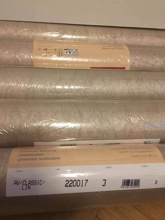 Vintage Gold Wallpaper Roll Set: Retro Inspiration (7 Rolls)