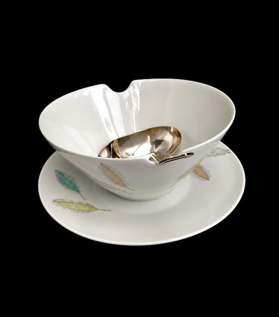 Rosenthal Sauciere mit Löffel: Mid-Century Modern, weißes Porzellan