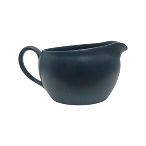 Gravy boat Sauce boat Noritake Colorwave Blue Modern table stoneware Noritake gift for hostess oil blue decor Modernist design modern table