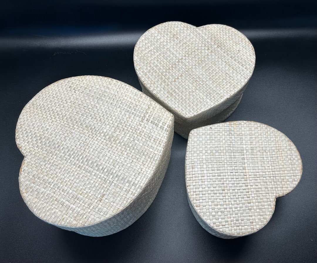 LAST ONE! Heart-shaped Pandan Boxes | Handwoven Storage | Romantic Gift ...