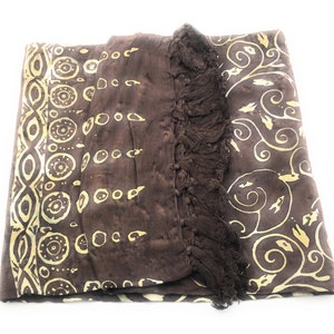 Brauner Blumen Batik Sarong: Handgemachte Rayon Strand Cover-Up