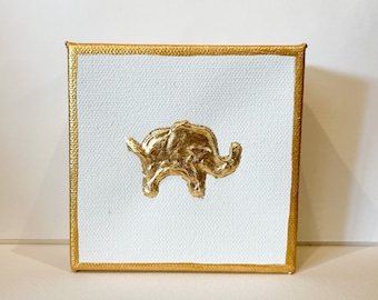 Getextureerde acrylolifant met goud op canvas | Canvaskunst op acrylbasis | Gouden kunst | Dier | Olifant op canvas | Cadeau- en woondecoratie