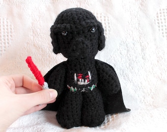 Peluche di Darth Vader fatto a mano all'uncinetto, regalo per i fan di Star Wars