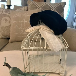 1950 Blue velvet vintage pillbox hat.