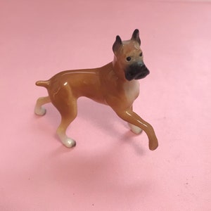 Hagen Renaker Dobermann Hund Miniatur Keramikfigur.