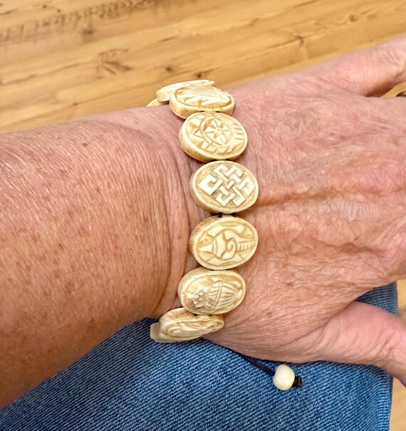 Bone carved adjustable bracelet - image 3